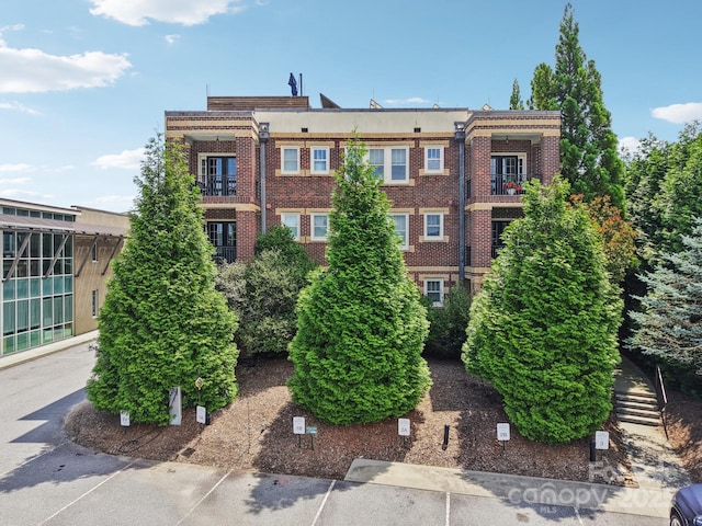 203 6th Ave W Unit 2A, Hendersonville, NC 28739 - view of property