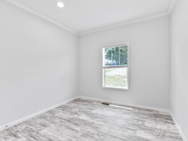 208 Walnut Branch Rd, Weaverville, NC 28787 - unfurnished room with crown molding, wood finished floors, and recessed lighting