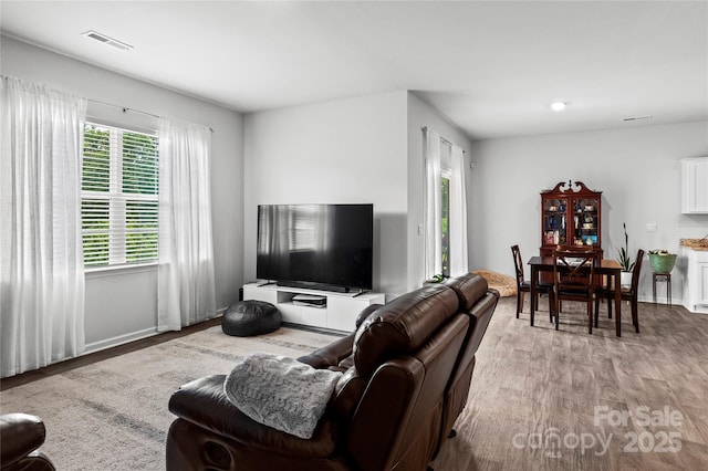 192 Culloden Dr, Mocksville, NC 27028 - living room featuring wood finished floors