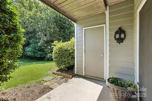 3020 Heathstead Pl Unit A, Charlotte, NC 28210 - property entrance featuring a lawn