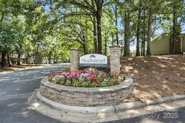 3020 Heathstead Pl Unit A, Charlotte, NC 28210 - view of community sign