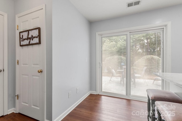 11023 Kinston Ridge Pl, Charlotte, NC 28273 - unfurnished room with dark wood finished floors