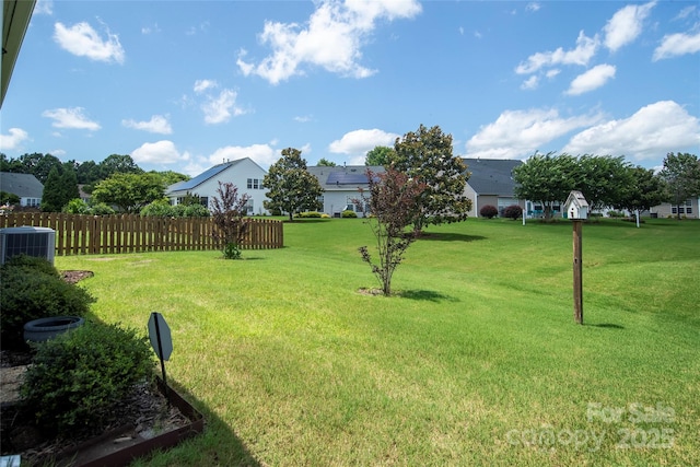 8409 Darcy Hopkins Dr, Charlotte, NC 28277 - view of yard with a residential view