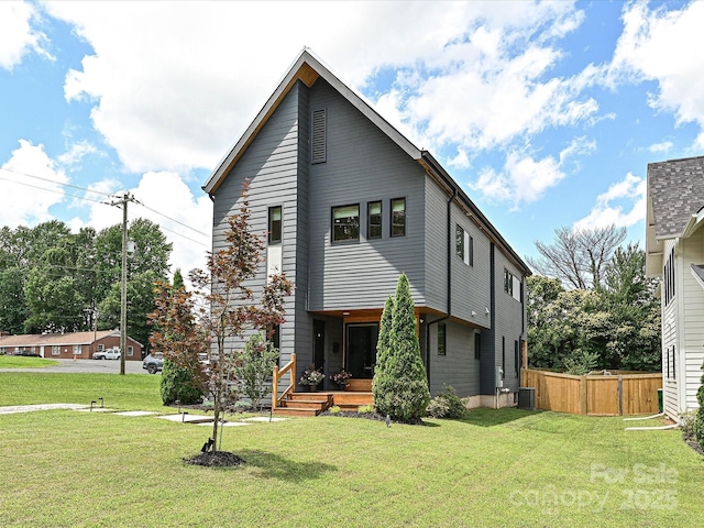 2553 Elkwood Cir, Charlotte, NC 28205 - rear view of property