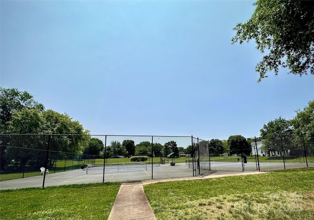 17431 Tuscany Ln, Cornelius, NC 28031 - view of tennis court