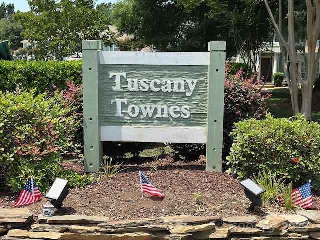 17431 Tuscany Ln, Cornelius, NC 28031 - view of community sign