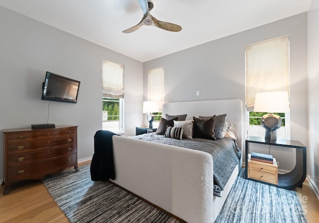 2837 Kenwood Sharon Ln, Charlotte, NC 28211 - bedroom with wood finished floors and ceiling fan