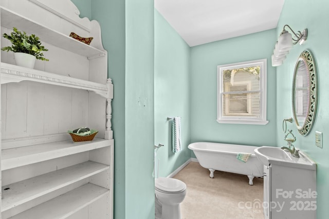 524 W Horah St, Salisbury, NC 28144 - full bathroom with a soaking tub and vanity