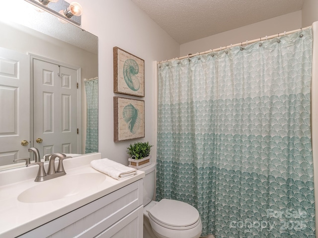 4801 Pennant Pl, Charlotte, NC 28212 - bathroom featuring vanity and a textured ceiling