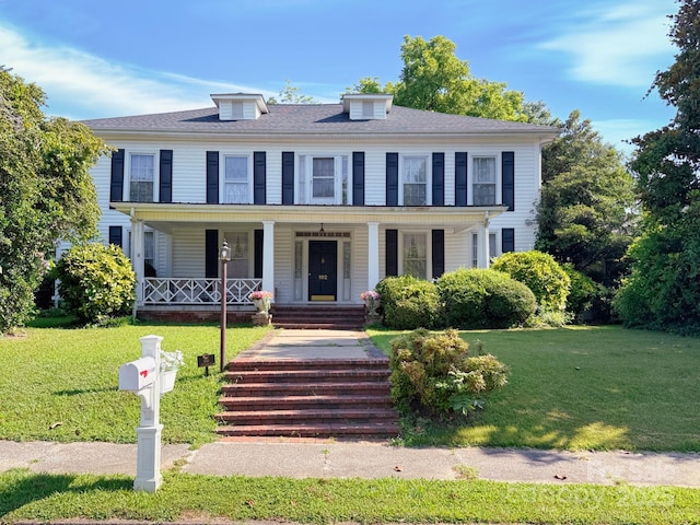192 W Court St, Rutherfordton, NC 28139 - view of front of home featuring a front lawn and covered porch