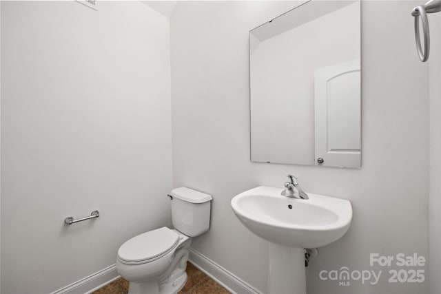 8312 Compton Acres Ln, Waxhaw, NC 28173 - half bath with baseboards and tile patterned floors