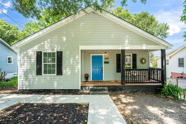 909 Gibbons St, Gastonia, NC 28052 - photo 3