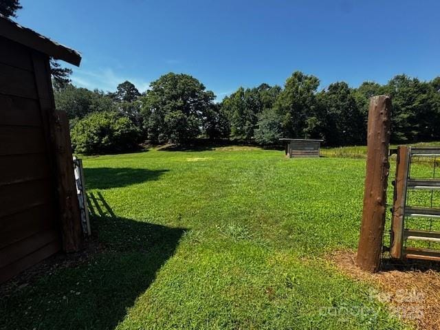 3375 Shepherd Rd, Maiden, NC 28650 - view of green lawn