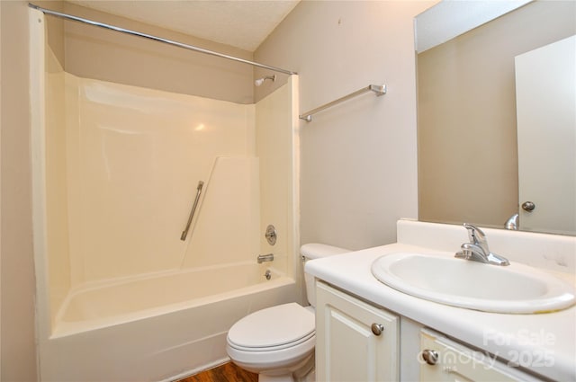 5424 Amado St, Charlotte, NC 28215 - full bathroom featuring vanity,  shower combination, and wood finished floors