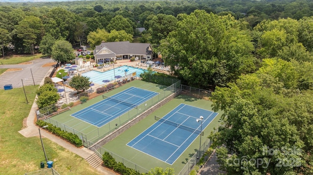 9121 Four Acre Ct, Charlotte, NC 28210 - bird's eye view of a heavily wooded area