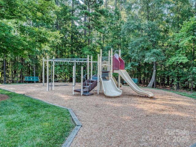 3511 Dominion Green Dr, Charlotte, NC 28269 - photo 43