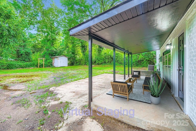 1224 E Woodlawn Rd, Charlotte, NC 28209 - view of patio / terrace featuring a storage shed