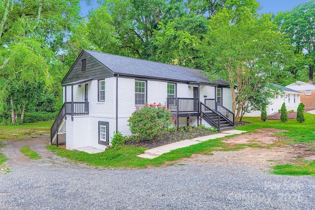 1224 E Woodlawn Rd, Charlotte, NC 28209 - view of front of house with brick siding