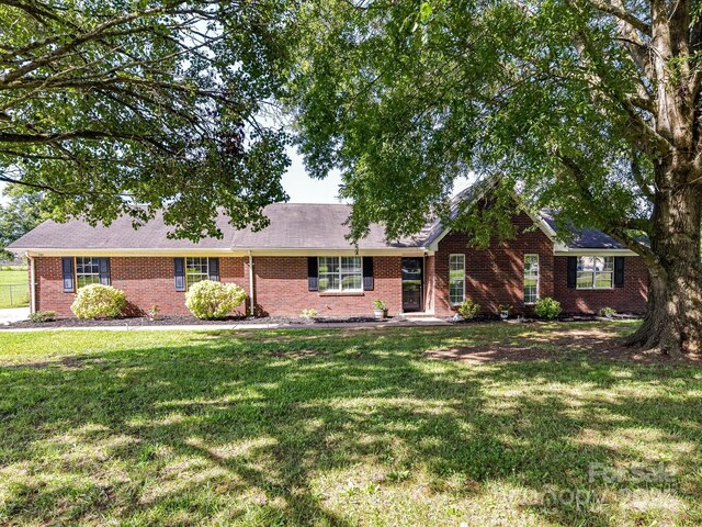 5105 Hampton Meadows Rd, Monroe, NC 28110 - single story home with brick siding and a front yard