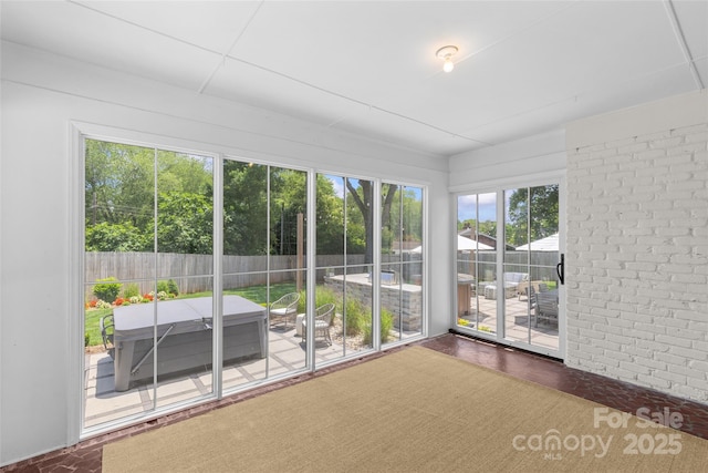 5501 Murrayhill Rd, Charlotte, NC 28210 - sunroom / solarium featuring a hot tub