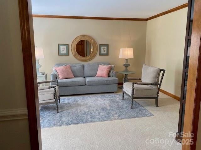 6632 Summer Darby Ln, Charlotte, NC 28270 - carpeted living room featuring crown molding and baseboards