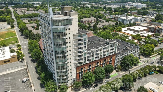505 E 6th St Unit 908, Charlotte, NC 28202 - aerial view of apartment complex / building