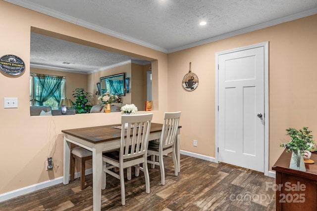 200 Vista Pointe Dr, Stony Point, NC 28678 - dining room featuring a textured ceiling, wood finished floors, recessed lighting, and crown molding