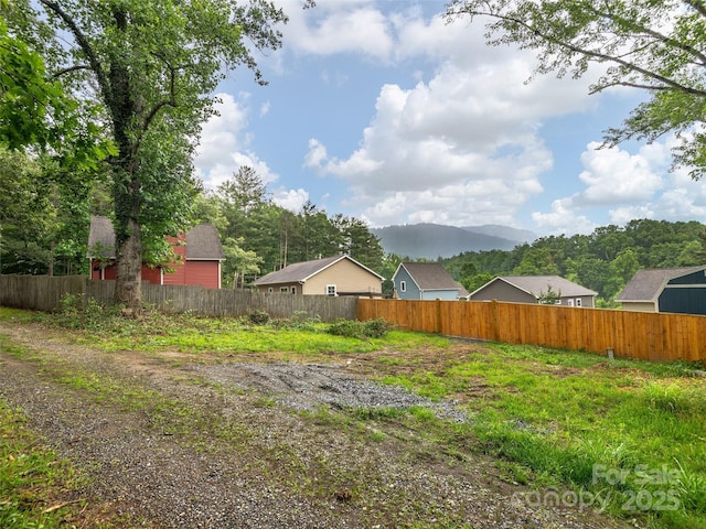 78 W Chapel Rd, Asheville, NC 28803 - view of yard