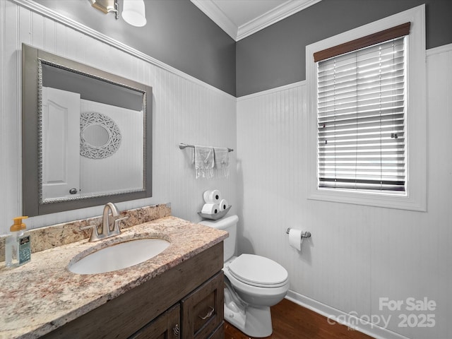 1808 Mill Chase Ln, Waxhaw, NC 28173 - bathroom featuring crown molding, vanity, and wood finished floors