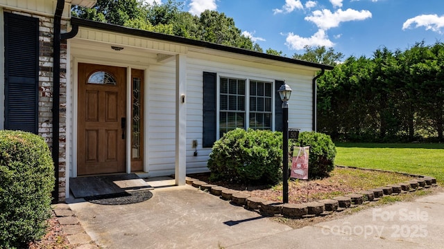 50 Isenhour Park Rd, Taylorsville, NC 28681 - entrance to property featuring a yard