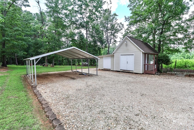 5890 Alley Rd, Catawba, NC 28609 - view of outdoor structure with a carport and gravel driveway
