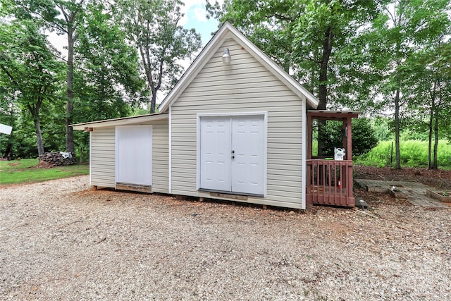 5890 Alley Rd, Catawba, NC 28609 - view of garage