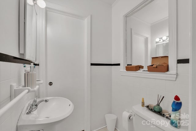 2008 Kimway Dr, Matthews, NC 28105 - half bath featuring tile walls and crown molding