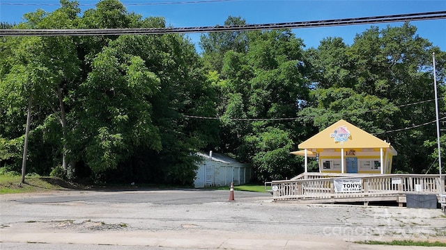 200 Dearborn St, Great Falls, SC 29055