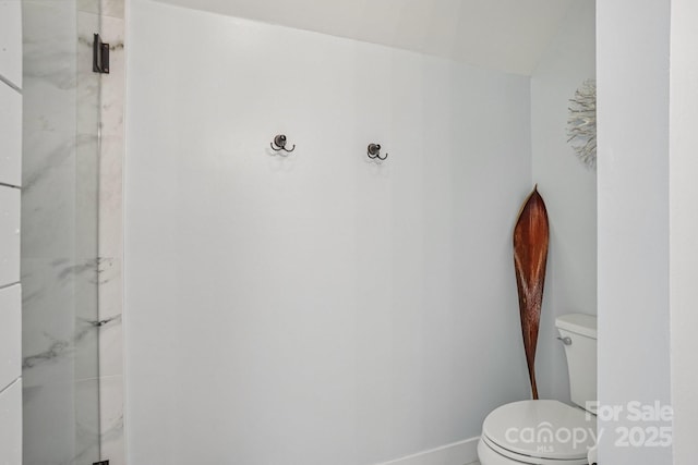 2256 Drawbridge Ct, Rock Hill, SC 29732 - bathroom featuring a shower with door