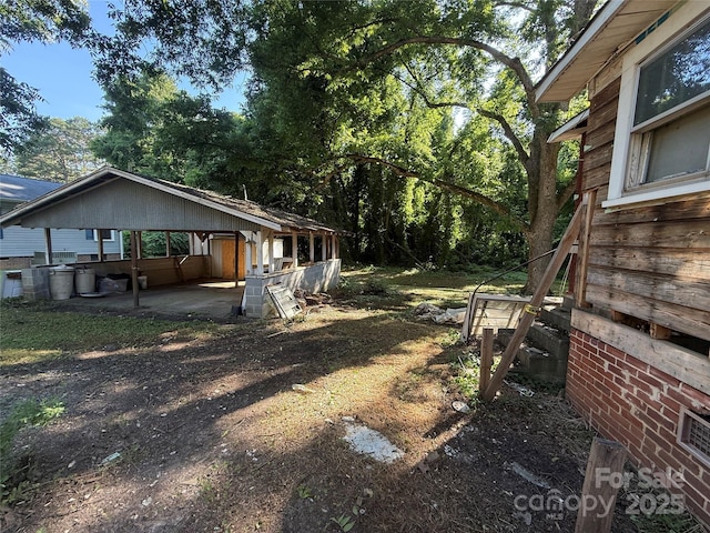 310 E Division Ave, East Spencer, NC 28039 - view of yard