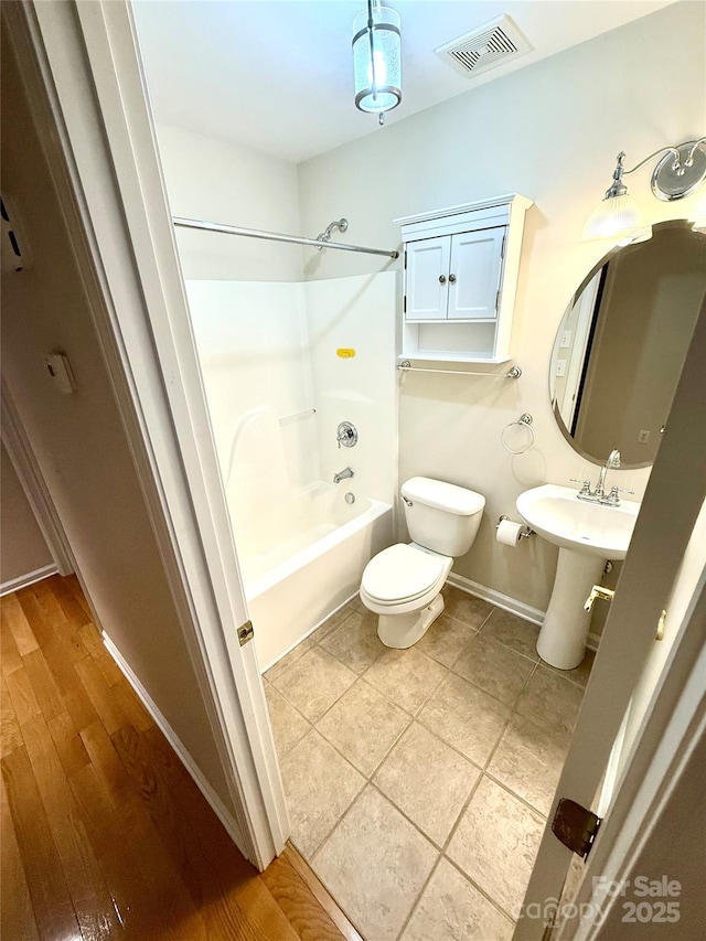 4351 Grover Pl, Granite Falls, NC 28630 - full bathroom with washtub / shower combination and toilet