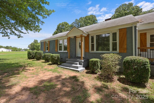 435 Stirewalt Rd, China Grove, NC 28023 - view of front of property with a front yard