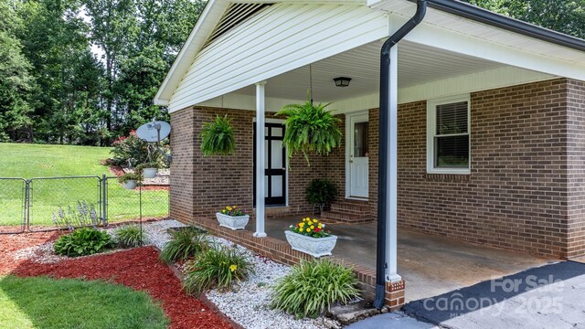 1040 Stagecoach Trl, Lenoir, NC 28645 - entrance to property with brick siding