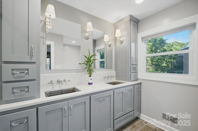 310 25th Ave NW, Hickory, NC 28601 - full bath with double vanity