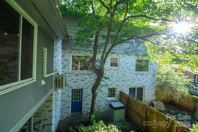 310 25th Ave NW, Hickory, NC 28601 - view of side of property featuring brick siding