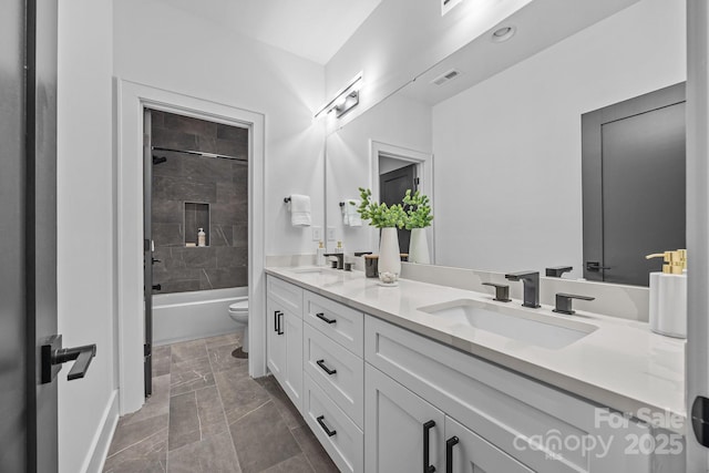 3949 Plainview Rd, Charlotte, NC 28208 - bathroom with double vanity and bathing tub / shower combination