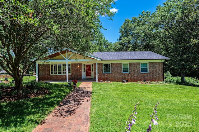 1036 11th Street Circle Dr NW, Hickory, NC 28601 - single story home featuring a front yard and brick siding