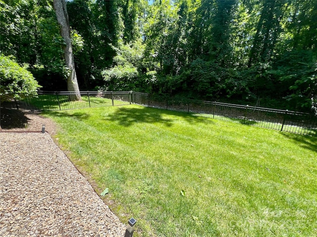 841 16th Avenue Ln NW, Hickory, NC 28601 - view of fenced backyard