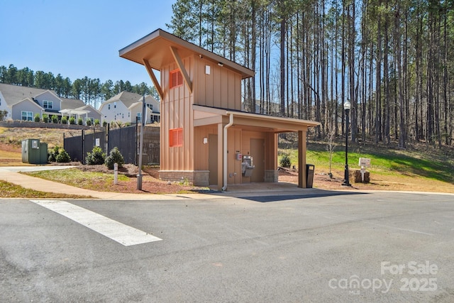 1300 Dali Blvd, Mount Holly, NC 28120 - view of outdoor structure with a residential view