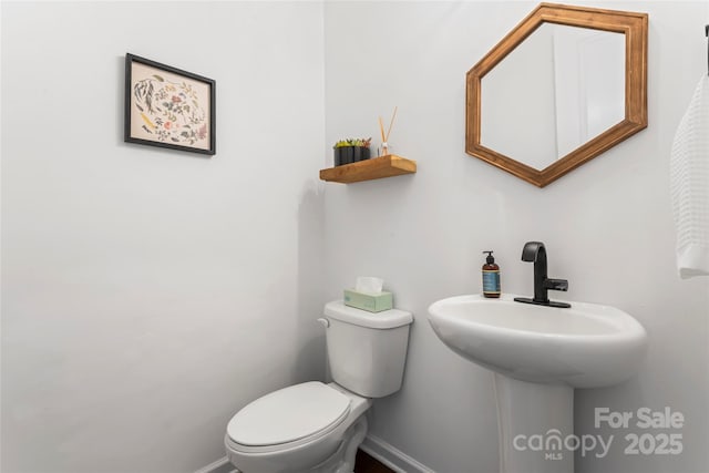 9547 Horsebit Ln, Concord, NC 28027 - half bath featuring toilet and baseboards