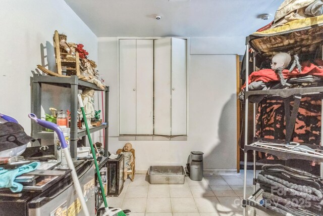 1713 Poe Cir, Hickory, NC 28601 - view of storage