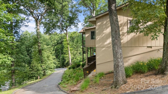 435 Pauline Ave, Franklin, NC 28734 - view of side of home