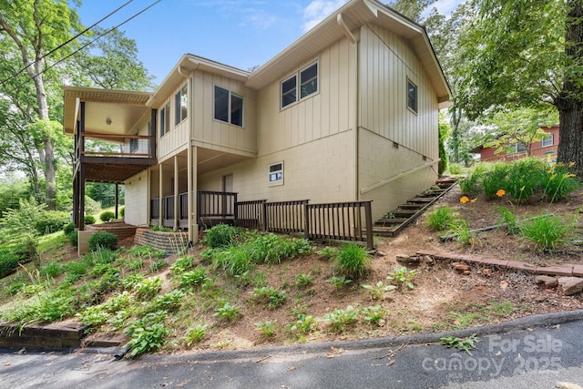 435 Pauline Ave, Franklin, NC 28734 - rear view of property with a balcony