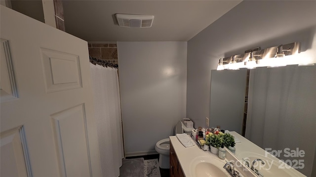 242 Upper Whitewater Rd, Sapphire, NC 28774 - full bathroom featuring vanity and curtained shower